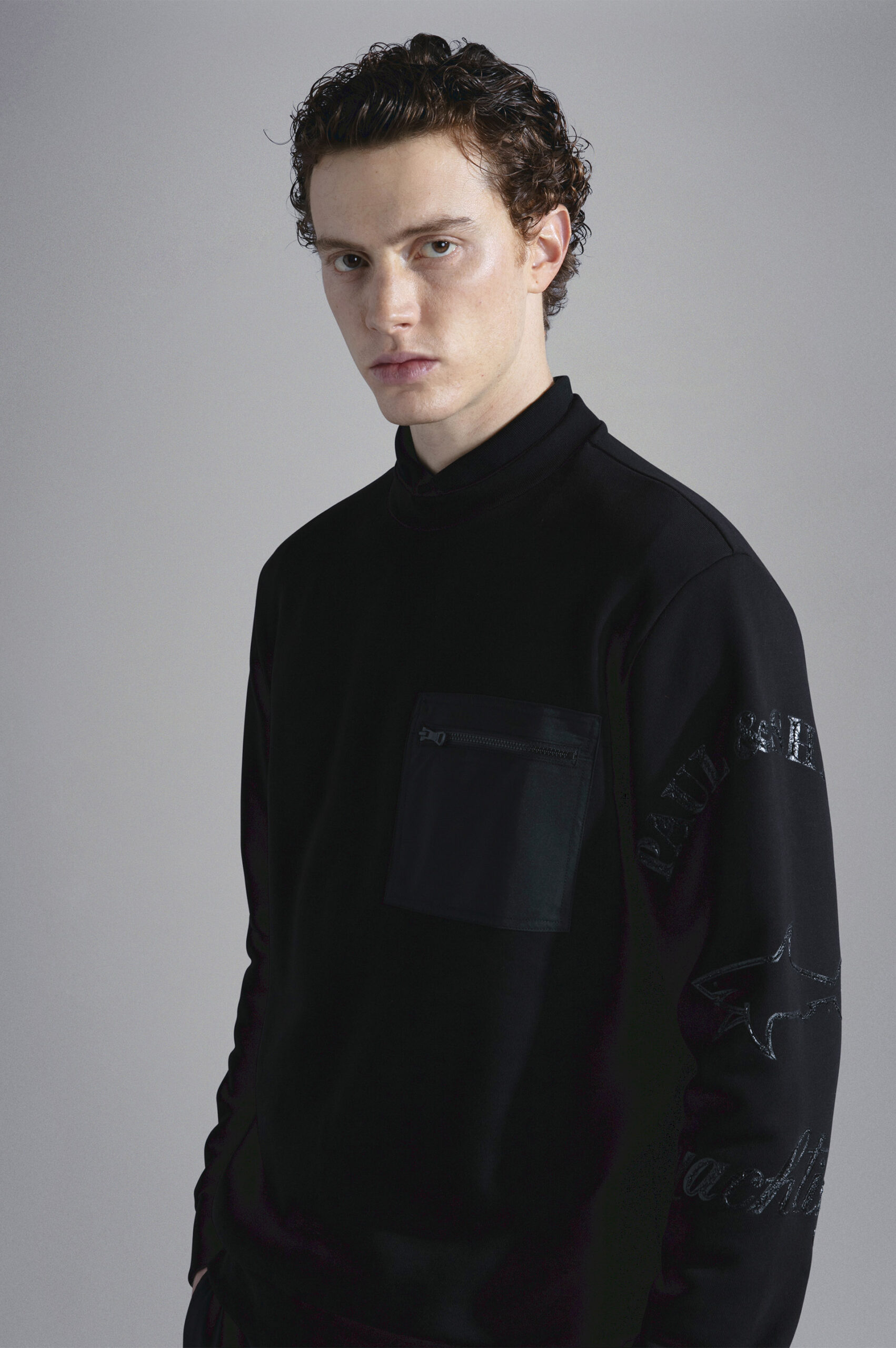 Sweat Paul And Shark – Image 4