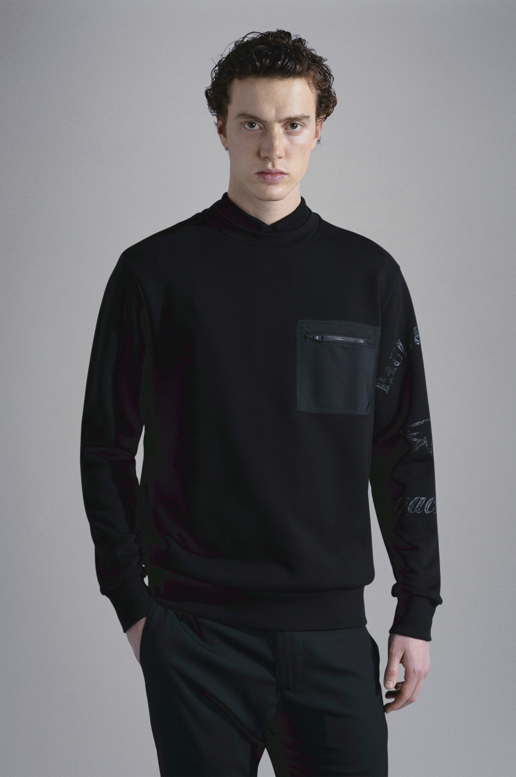 Sweat Paul And Shark – Image 3