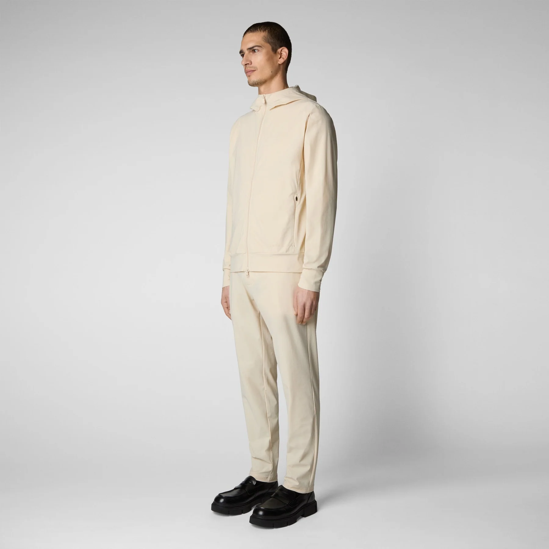 DF1642MRETY1840034_02