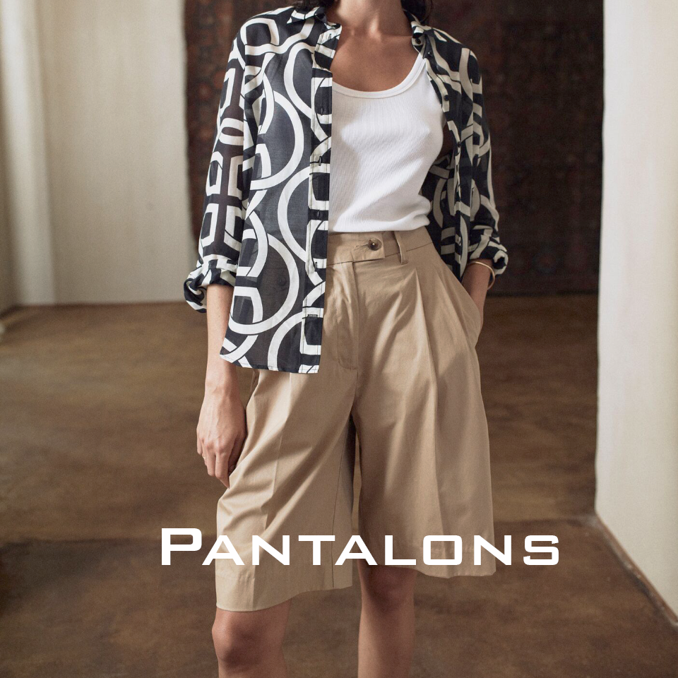 Image d'une femme portant un bermuda beige. Bouton pour accéder au pantalon/Short/Bermuda de la boutique en ligne Guinement.