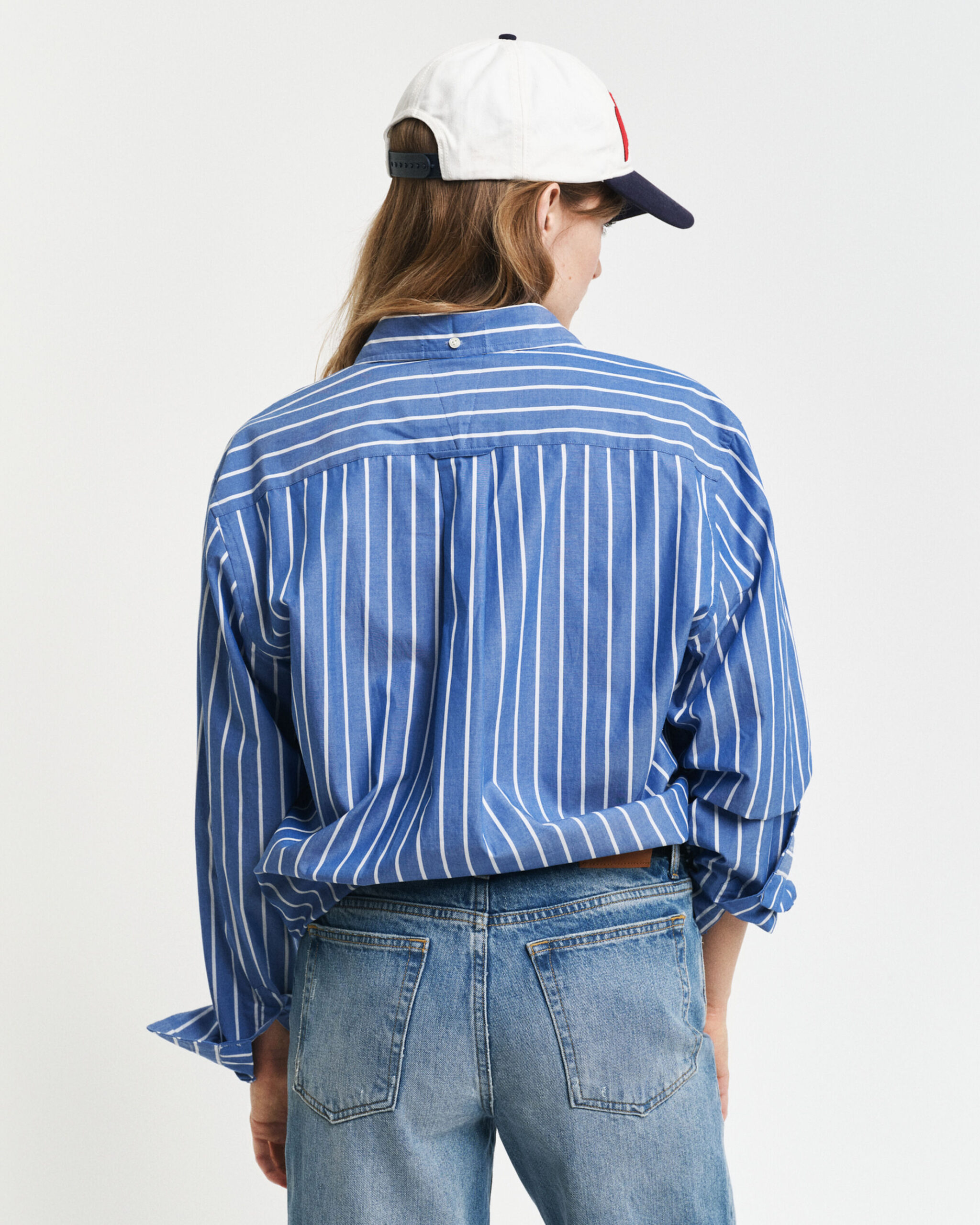 chemise vue arriere mannequin GANT